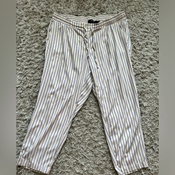 Torrid Relaxed Taper Stretch Challis High-Rise Tie-Front Pant Size 1 - Picture 9 of 9